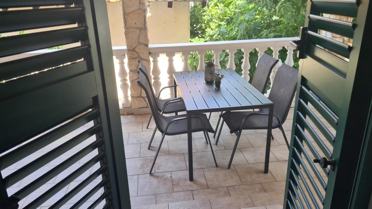 Apartment Ocean View Bilice